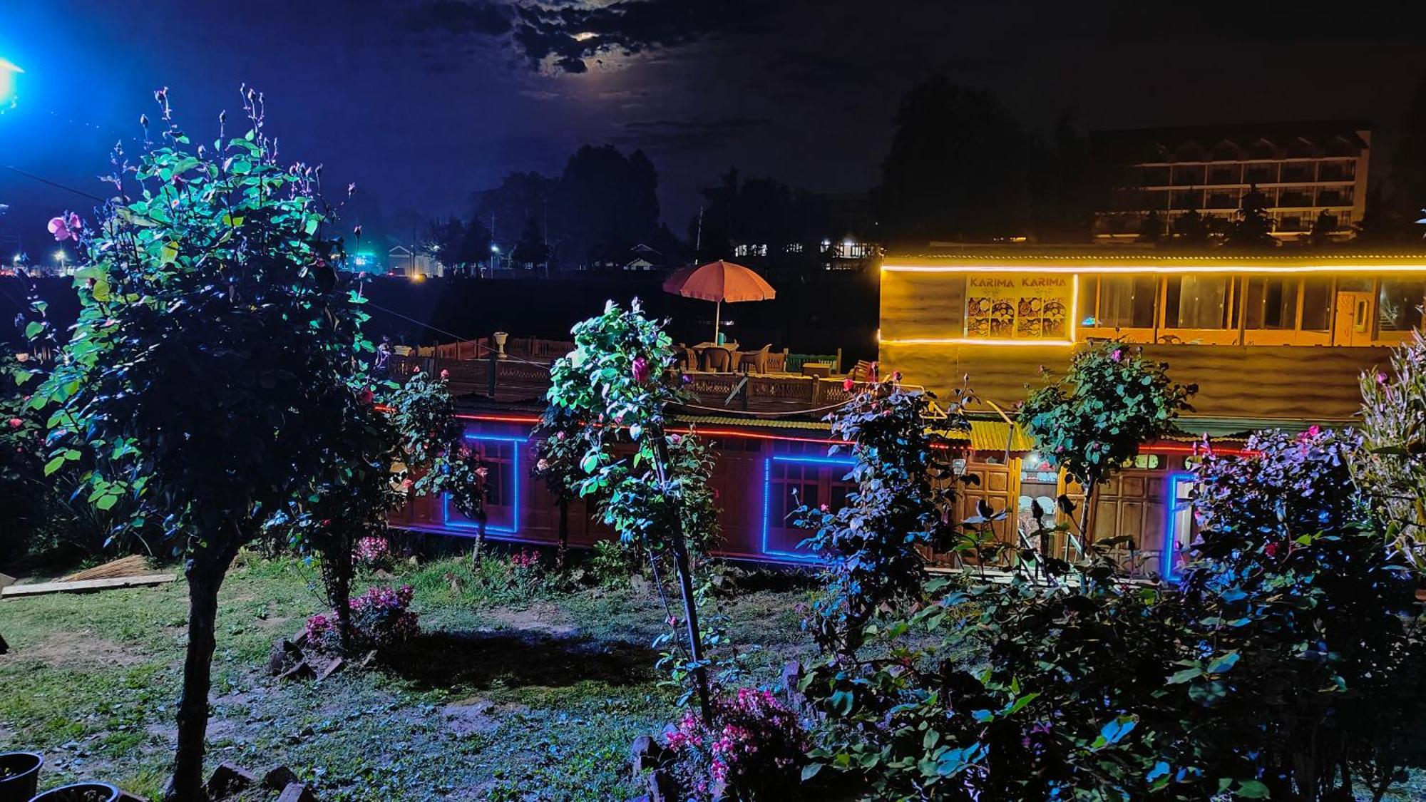 Houseboat Karima Palace Сринагар Экстерьер фото